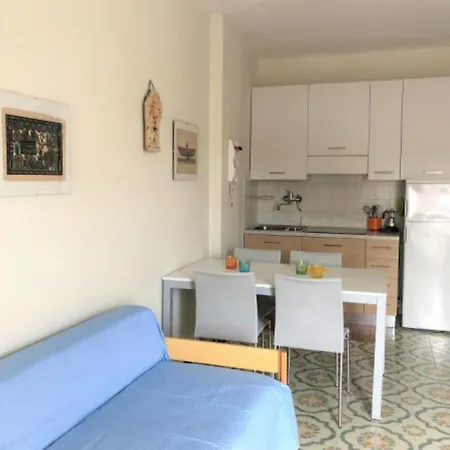 Two-room Facing The Sea With A Beautiful View Apartment